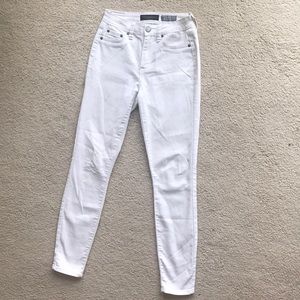 Aeropostal white high waisted ankle jegging